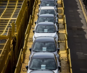 Renault-Nissan, VW-Seat opresc producția în Spania după ce virusul a ajuns în lanțul  său de aprovizionare