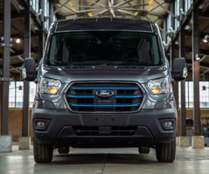Ford prezintă E-Transit: primul model Transit 100% electric
