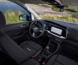 Ford prezintă Noul Tourneo Connect, un vehicul versatil, spațios, pentru activități multiple