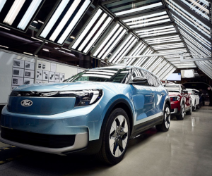 Producția de serie a noului Explorer electric debutează la Centrul de Electrificare Ford din Köln
