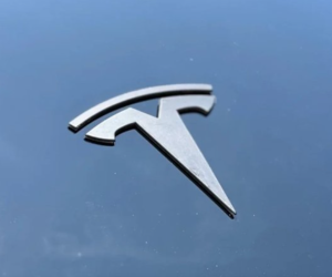 TESLA: Arbore de transmisie spate pentru modelul S și X - Arbore de transmisie spate model Y - Rulment roată față model 3 și Y