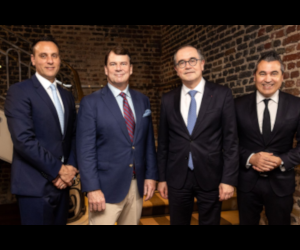 Ford și Grupul Renault formează un parteneriat strategic pentru a dezvolta autoturisme și vehicule comerciale. Acesta debutează în Europa cu două modele electrice accesibile