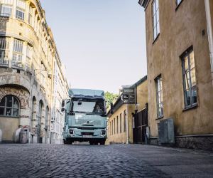 Volvo Trucks extinde gama de camioane electrice cu modelul Volvo FL Electric de 14 t – conceput special pentru transportul urban